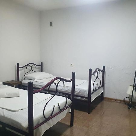 Guest House Zemeli Tbilisi Bagian luar foto