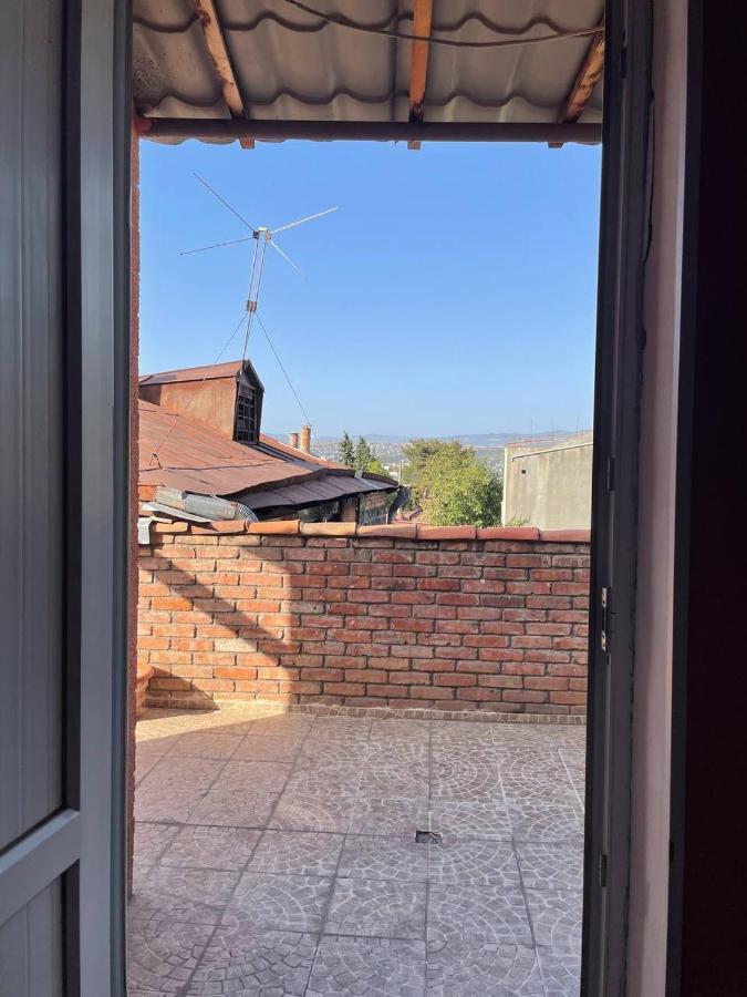 Guest House Zemeli Tbilisi Bagian luar foto