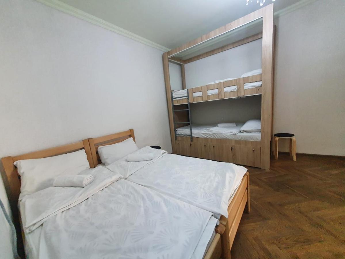 Guest House Zemeli Tbilisi Bagian luar foto