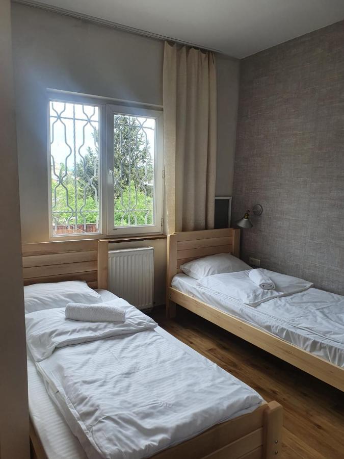 Guest House Zemeli Tbilisi Bagian luar foto