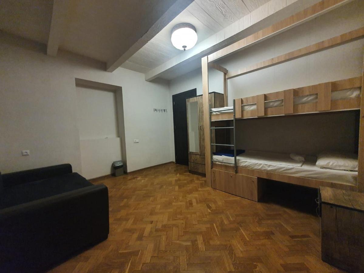 Guest House Zemeli Tbilisi Bagian luar foto