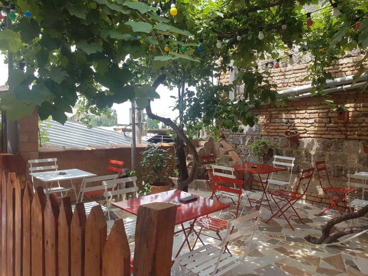 Guest House Zemeli Tbilisi Bagian luar foto